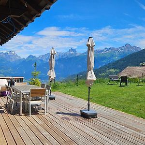 شقة Sweet & Cosy Chalet In The Heart Of The Swiss Alps Troistorrents Exterior photo