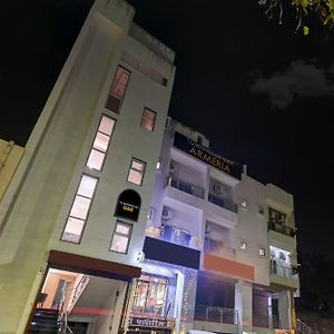 فندق Townhouse Oak Armeria لاكناو Exterior photo