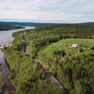 Chanterelle Inn & Cottages Baddeck Inlet Exterior photo