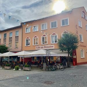 فندق Cafe Am Donautor كيلهايم Exterior photo