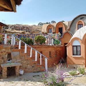 فندق Hostal Qhana Pacha Isla de la Luna Exterior photo