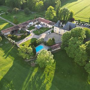 فندق Chateau De La Vallade Saint-Porchaire Exterior photo