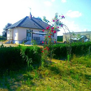 فيلا Le Pavillon A La Campagne La Perche Exterior photo