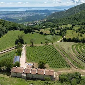 شقة Poderi Campopian SantʼAmbrogio di Valpolicella Exterior photo