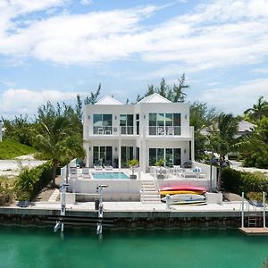 Villa De Marco Long Bay Exterior photo