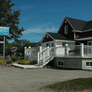 فندق Auberge Chez Caro Sacre-Coeur Exterior photo