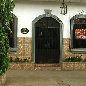 فندق Hostal Casa Belinda León Exterior photo