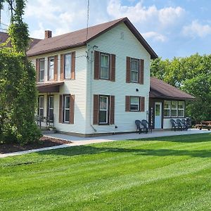 Wisconsin Farmhouse Stay Utv, Boat, Snowmobile! Monroe Exterior photo