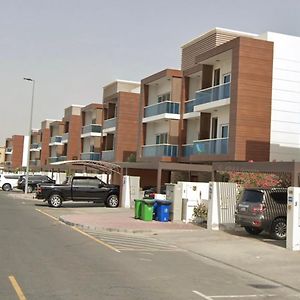 Mirdif Villa دبي Exterior photo