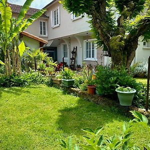 شقة La Terrasse Fleurie Salies-du-Salat Exterior photo