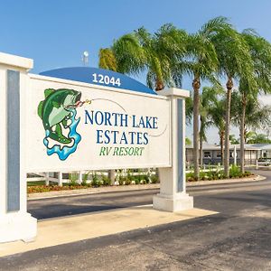 فندق North Lake Estates Moore Haven Exterior photo