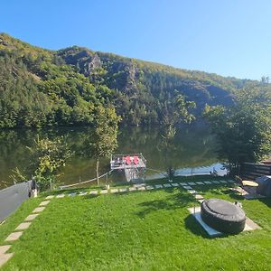 فيلا Green Rock Cabin Somesu Cald Exterior photo