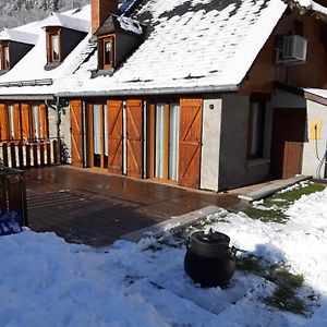 شقة Petit Gite De Montagne Avec Jardin Et Terrasse Cazaux-Layrisse Exterior photo