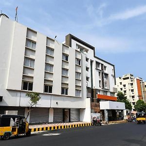 Akshara Innotel فيساخاباتنام Exterior photo