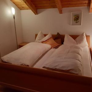 شقة Vermiete Ein Doppelzimmer In Einem Holzhaus ولفرت Exterior photo