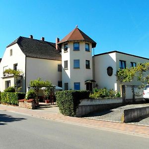 فندق Via Eberle - Vinothek Und Gaestezimmer Grünstadt Exterior photo