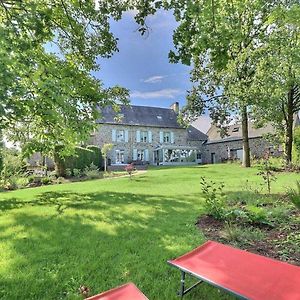 مبيت وإفطار Bazouges-la-Pérouse Le Jardin De Quercus Exterior photo