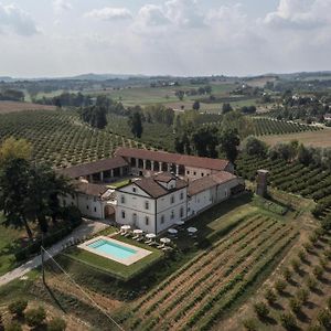 مبيت وإفطار Terruggia Cascina Baronina Exterior photo