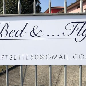 شقة Bed &... Fly غْراسّوبيو Exterior photo