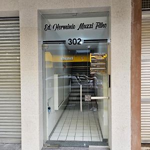 شقة Edificio Herminio Muzzi Filho Timóteo Exterior photo