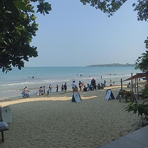 شقة Carita Beach Selatan Sukarame Exterior photo