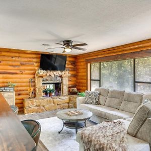 فيلا Davis Cabin With Fire Pit Close To Turner Falls! Exterior photo