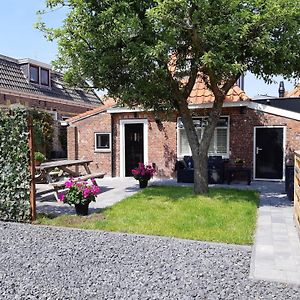 Atmospheric Wadden Houses Located Next To Each Other Near The Wadden Sea Paesens Exterior photo