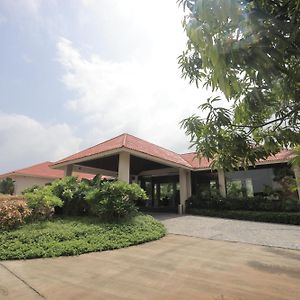 فندق Club Mahindra Pavagadh Rawālia Exterior photo