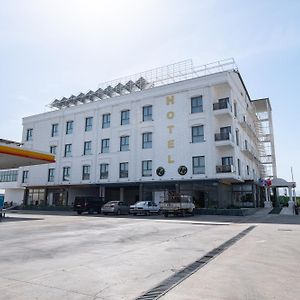 Hipodrom Hotel دوسِميالتي Exterior photo