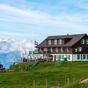 مبيت وإفطار غيراسو Berggasthaus Rigi-Burggeist Exterior photo