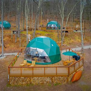 مبيت وإفطار Swan Lake Domes At Catskills Exterior photo