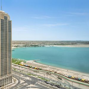 فندق Wyndham Grand Doha West Bay Beach Exterior photo