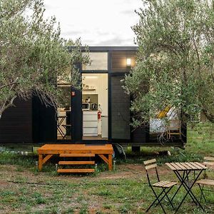 فيلا Olive Grove Retreat 3 By Tiny Away Lake Boga Exterior photo