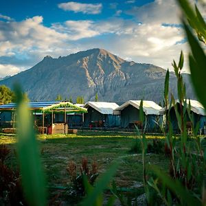 مبيت وإفطار ليه Green Throne Camp Exterior photo