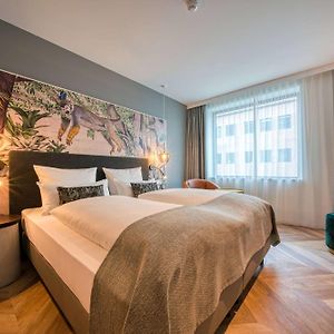 Vienna House Easy By Wyndham Amsterdam Airport Schiphol هوفدوربْ Exterior photo