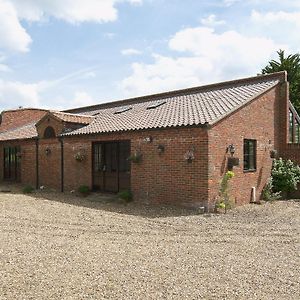 فيلا St Andrews Barn Necton Exterior photo