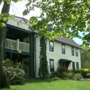 مبيت وإفطار Poquetanuck Captain Grant'S Exterior photo