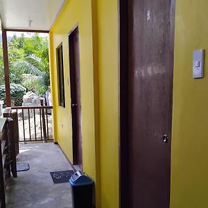 Francis Tourist Inn Purok Pag Kakaisa Near Itaytay Inn سان فيسنتي Room photo