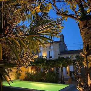 Vignonet B&B Clos Emilion Et Table D'Hote En Option Exterior photo