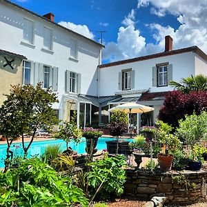 مبيت وإفطار Saint-Fulgent Le Relais Du Puy Exterior photo