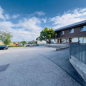 Bariswil Monteurzimmer - Worker'S Accommodation - Zimmerzuvermieten In Baeriswil Exterior photo