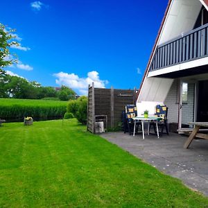 Leonie 6 Pers Holiday Home With A Large Garden Close To The Lauwersmeer أنيوم Exterior photo