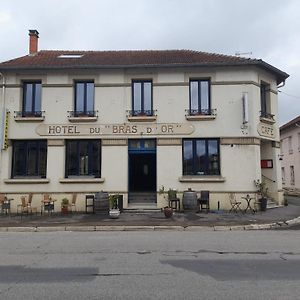 فندق Le Bras D'Or Varennes-en-Argonne Exterior photo