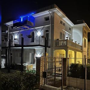 Residence Giove كاستيلفرانكو فينيتو Exterior photo