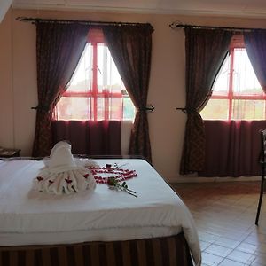 Jumuia Hotel كيزيمو Room photo