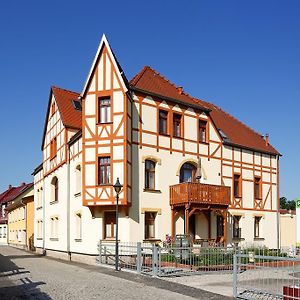 Ferienwohnung Morgensonne Am Kurpark - Parkplatz - Spielplatz - Wlan - 2 Schlafzimmer باد بيركا Room photo