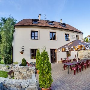 فندق Rozmberk Royale Pension Rožmberk nad Vltavou Exterior photo