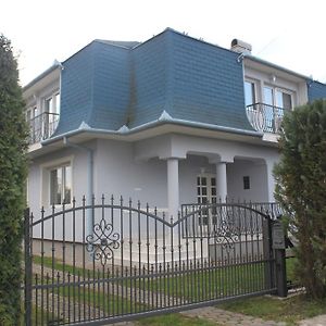 Orwa Apartmanok - Fenyofa Koz زلاكاروس Exterior photo
