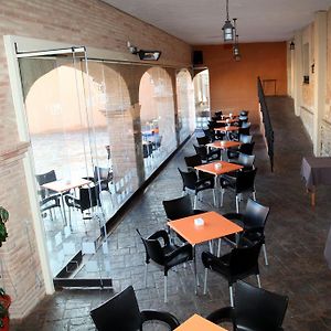 Gallur Hotel Restaurante El Colono Exterior photo