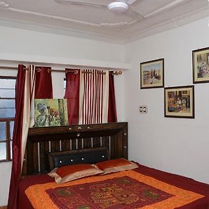 بيكانير Karina Art Home Stay 50 Meters From Rampuria Haveli Exterior photo